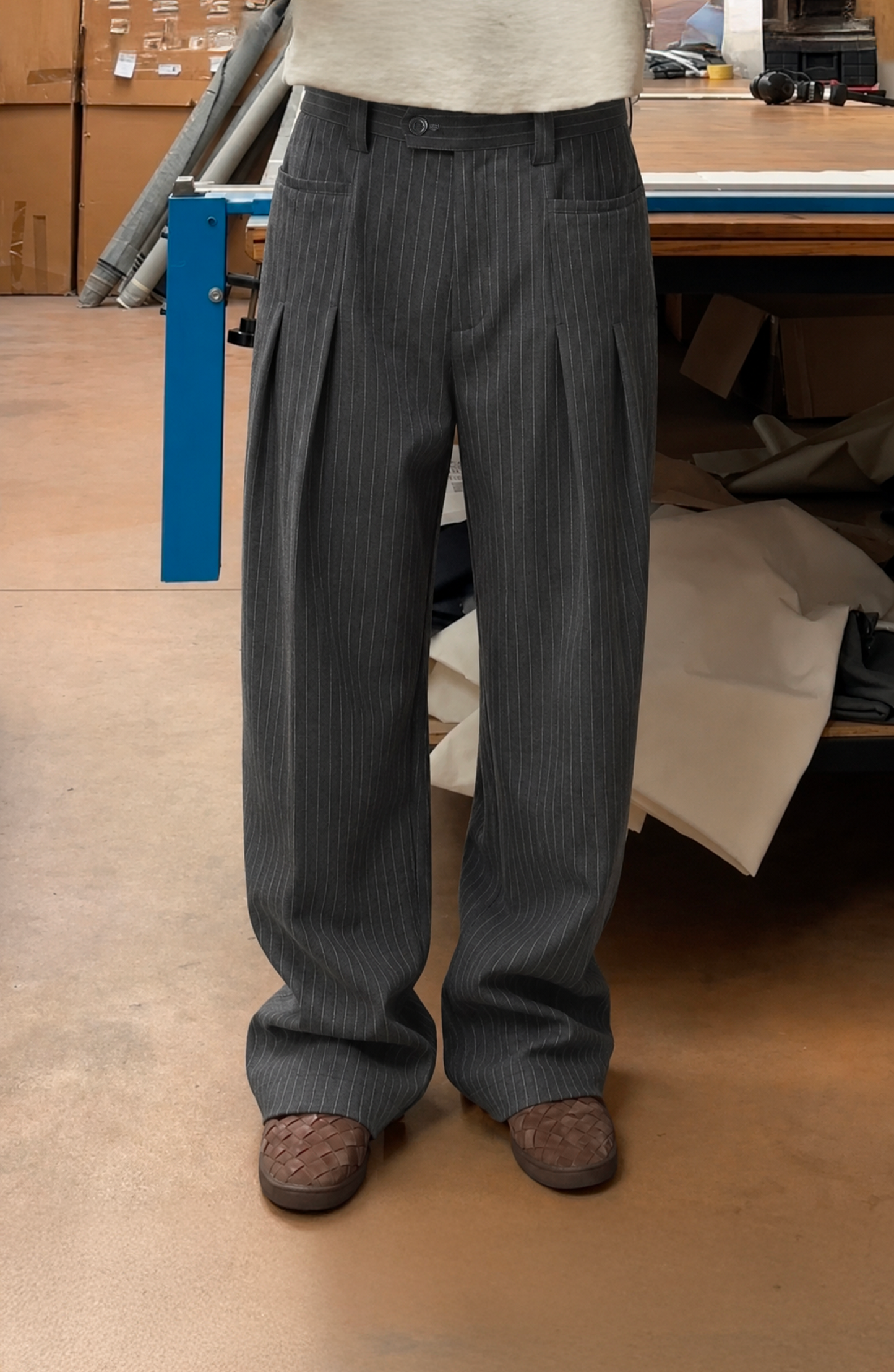 Modular Pleated_Trouser | Grey Pinstripe